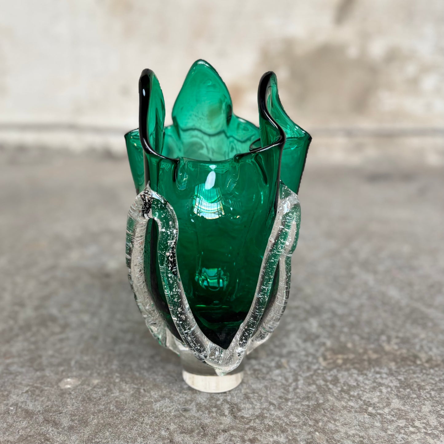 Kodanska Faith Vase 01 Art Vase Green W/Sand Art