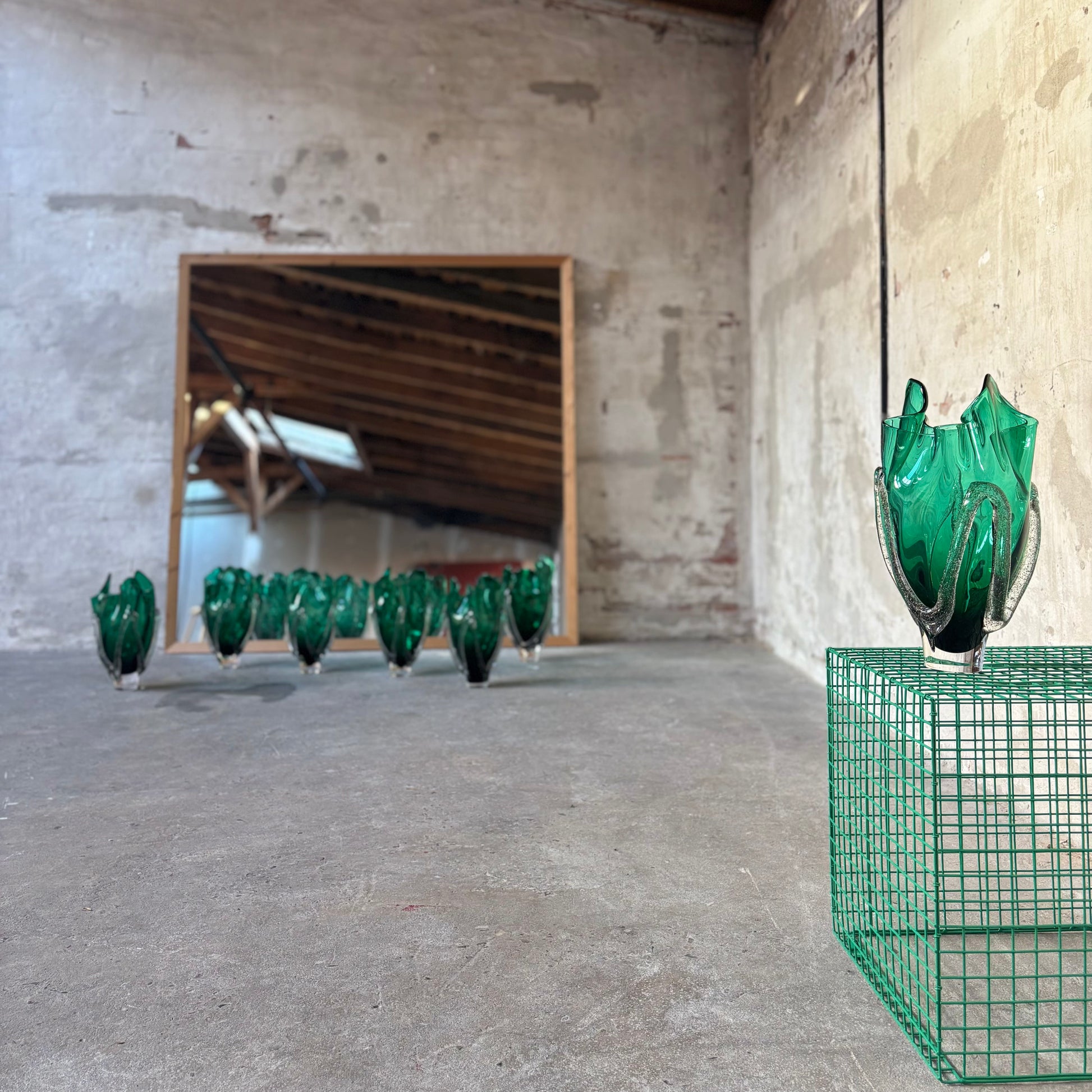 Kodanska Faith Vase 02 Art Vase Green W/Sand Art